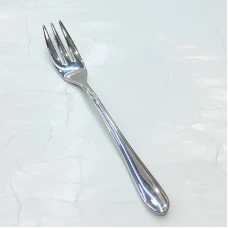 #1084B-18; S/S tea fork - 4B #18..