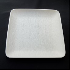 #BS5163-WT; Ceramic 23cm sq. plate - RC/..