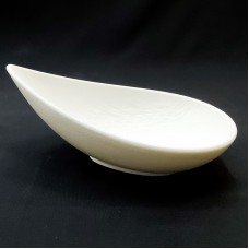 #BS9079-WT; Ceramic oval bowl 17cm - WT..