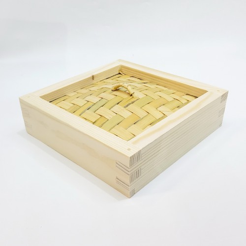 #BT2345; Wooden steamer lid squ. 18x18cm 