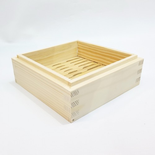 #BT2352; Wooden steamer tray squ.20x20cm