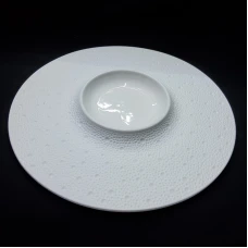 #BU6498; Ceramic 10.5" rd. plate #Y..