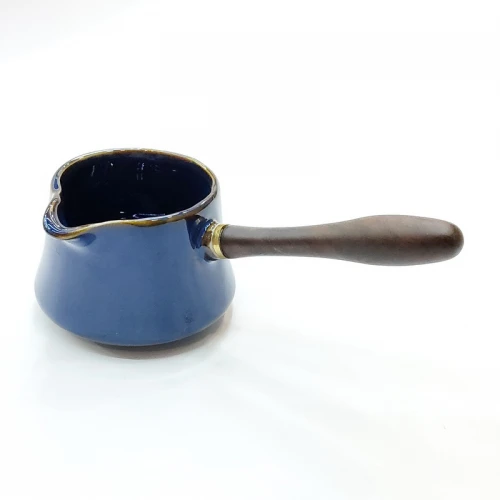 #HN0276; Ceramic sauce bowl w. handle 