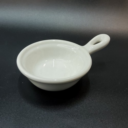 #KK1042-CW; Ceramic sauce dish w/handle 10.5cm #CWT  