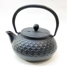 #SQ1868; Cast iron tea pot 0.6L..