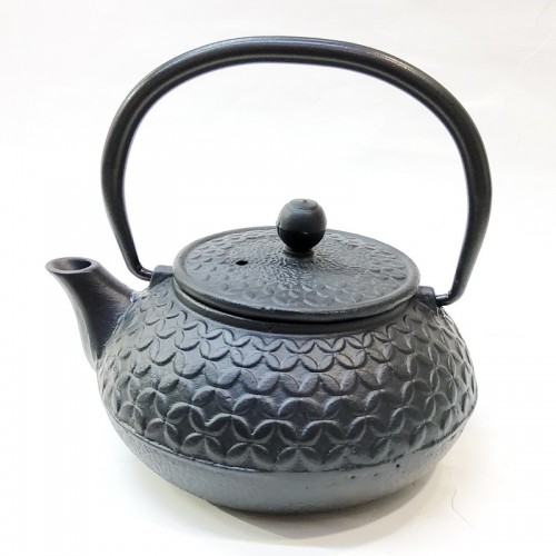 #SQ1868; Cast iron tea pot 0.6L