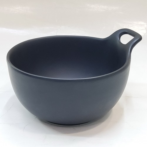 #YQ2690;  Ceramic salad bowl BK 4.5 inch