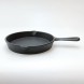 #YY079-6-14; Cast iron pan round 14cm + wood