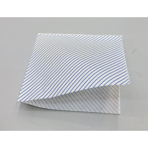 #KQ0220;  Greaseproof paper 17x17cm