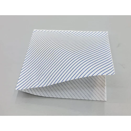 #KQ0220;  Greaseproof paper 100pcs 17x17cm