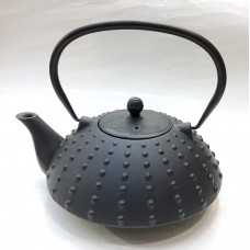 #SQ5873; Cast iron tea pot 1.2L ..