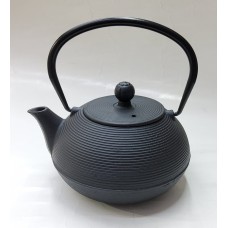 #SQ5910; Cast iron tea pot 0.9L..